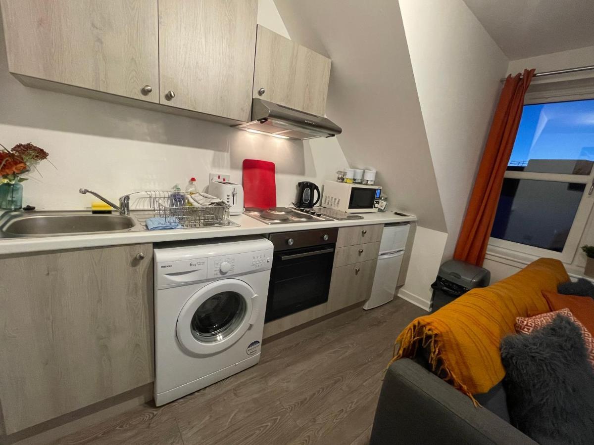 Carvetii - Edward House D - 2 Dbl Bed 2Nd Floor Flat Apartment ดันเฟิร์มลิน ภายนอก รูปภาพ
