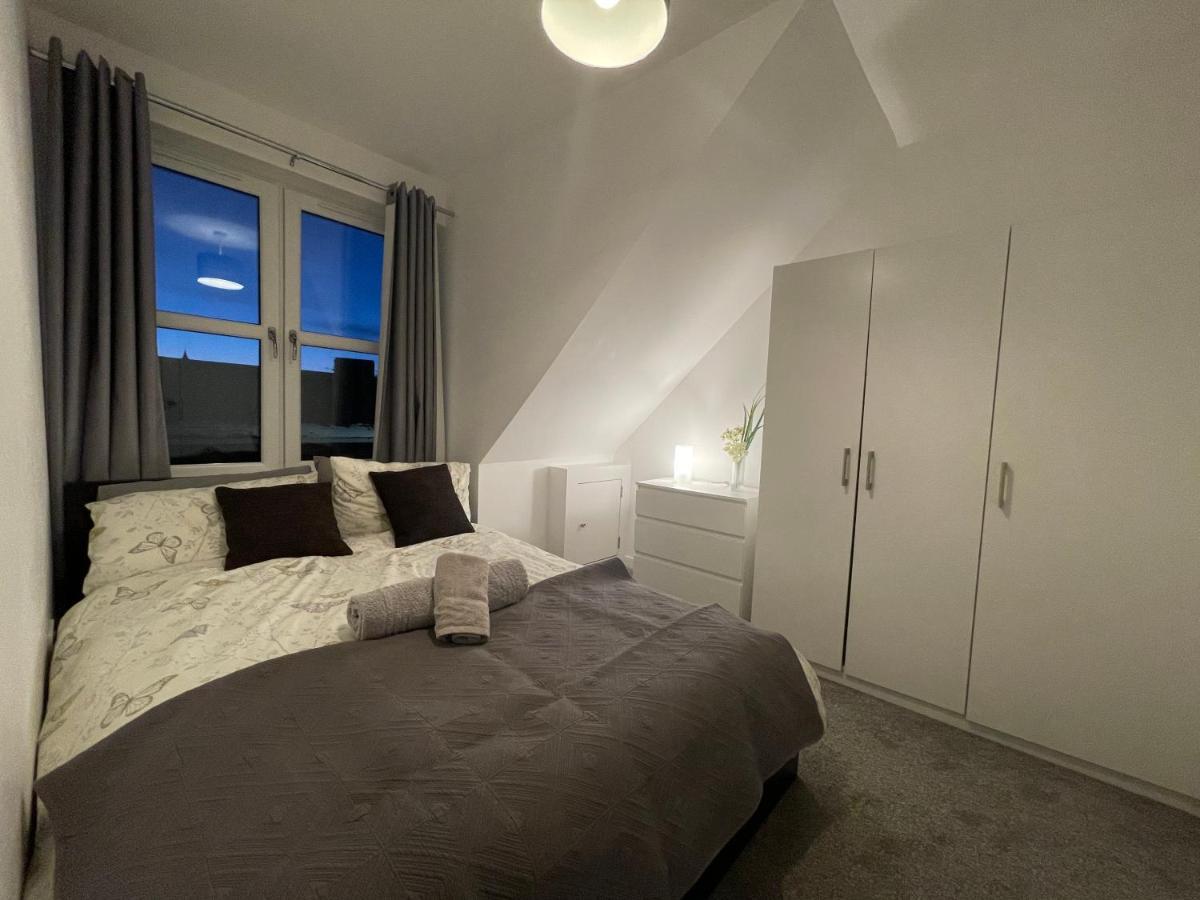 Carvetii - Edward House D - 2 Dbl Bed 2Nd Floor Flat Apartment ดันเฟิร์มลิน ภายนอก รูปภาพ